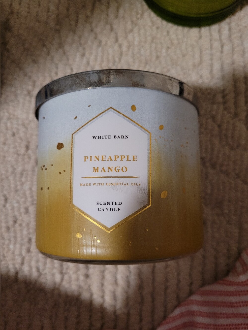 White Barn Pineapple Mango Scented Candle